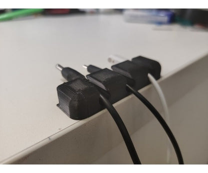 Kit com 3 Organizadores Adesivos para Fios e Cabos — foto 06